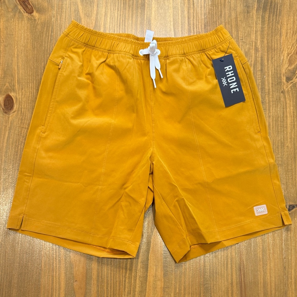 NWT - Rhone Men’s R&R 7.5” Swim Trunks Yellow - Lined Stretch Mustard shorts